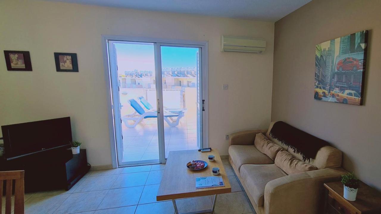 Stay Sunshine Apartment Паралимни Экстерьер фото